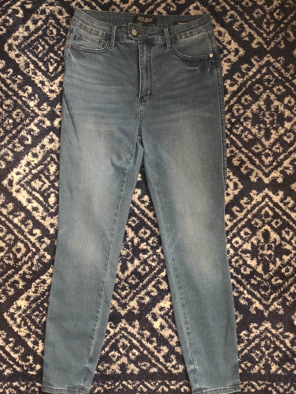 Judy Blue Medium Blue High-Rise Skinny Jeans